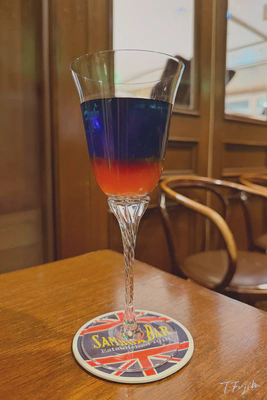 カクテル「朱と蒼」